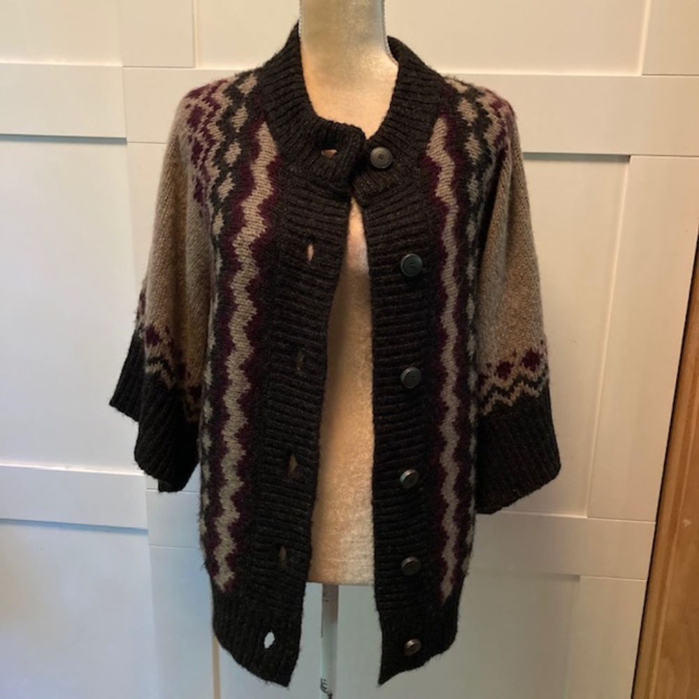 DEX woman’s cardigan